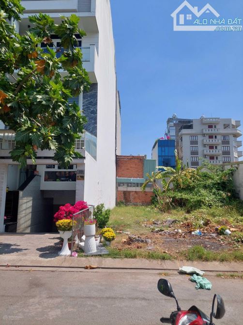 Bán đất MT An Phú, Ngay Lương Định Của 200m kế Himlam. 5x20m. chỉ: 16,5 tỷ