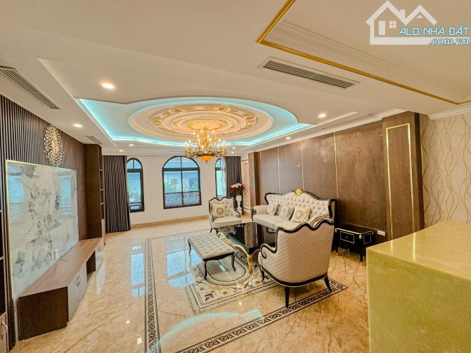 BÁN TÒA NHÀ MẶT ĐƯỜNG QUAN NHÂN. 80M2 - 9 TẦNG, THANG MÁY. MT 6,5M. - 1