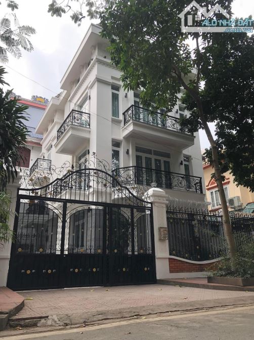 Chính chủ gửi bán gấp Biệt Thự Trần Kim Xuyến, 100m, 41 Tỷ, chủ nhà bán kín. - 2