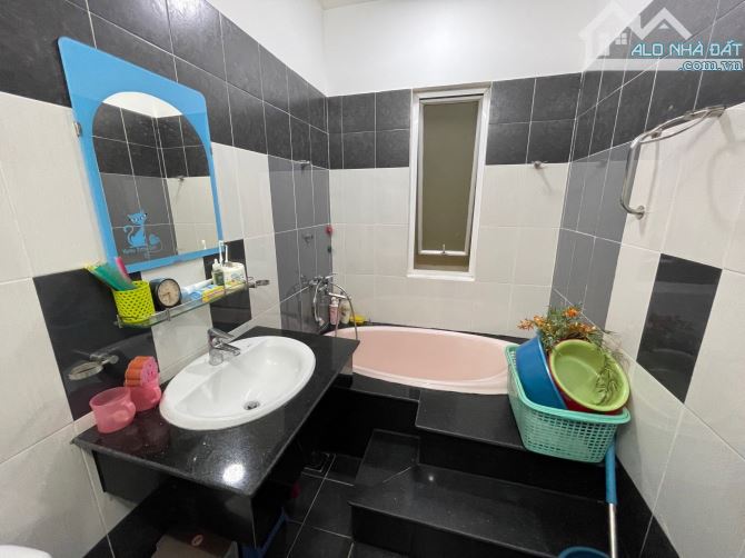 Nhà Quận 10 ngang 6x20m đường Tô Hiến Thành phường 13 Quận 10 giá chỉ 23 tỷ thương lượng - 2