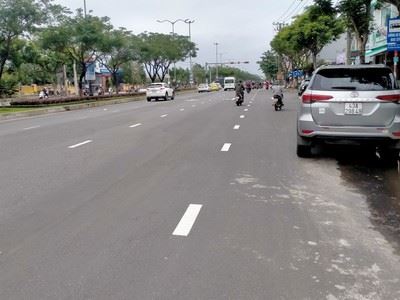 Bán nhà 2 tầng mặt tiền Lê Văn Hiến gần bệnh viện 600 giường giá 5.3 tỷ - 2