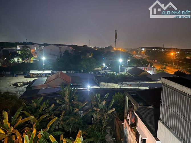 CĂN GÓC 3 TẦNG KIỆT OTO NGUYỄN GIA THIỀU, PHƯỜNG PHÚ HẬU CÁCH MẶT TIỀN 30M 🏘️🏘️ - 2