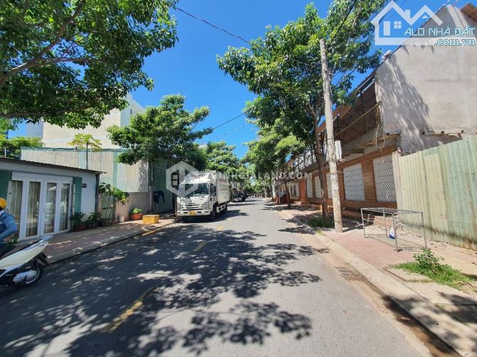 LÔ ĐẤT MẶT TIỀN NGUYỄN THỊ MINH KHAI PHƯỜNG 8 TP.VŨNG TÀU NGANG 10 369M2 GIÁ CHỈ 36 TỶ TL - 3