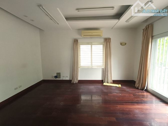 Cho thuê Biệt thự KĐT Văn Quán 250m2 x 4 tầng làm hotel, nhà trẻ, VP 55tr - 4