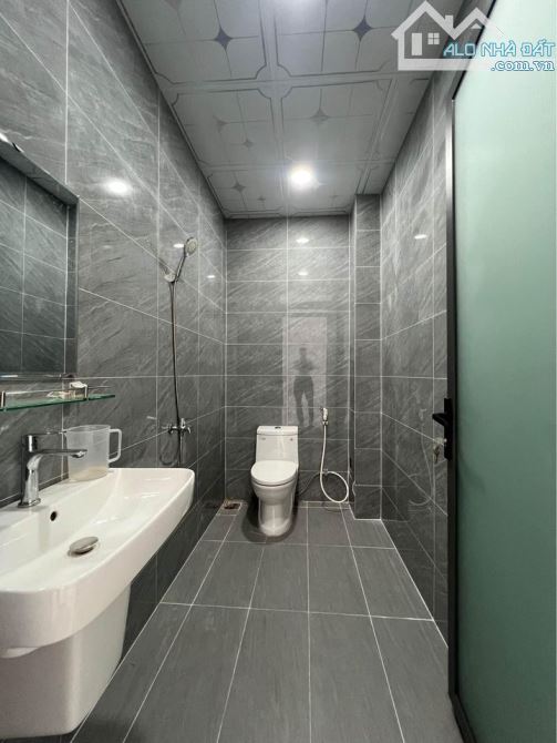 Chủ gửi bán nhà Hóc Môn, Xã Bà Điểm 33/ ấp Trung Lân 3,7 tỷ  /89m2 1 lầu - 4