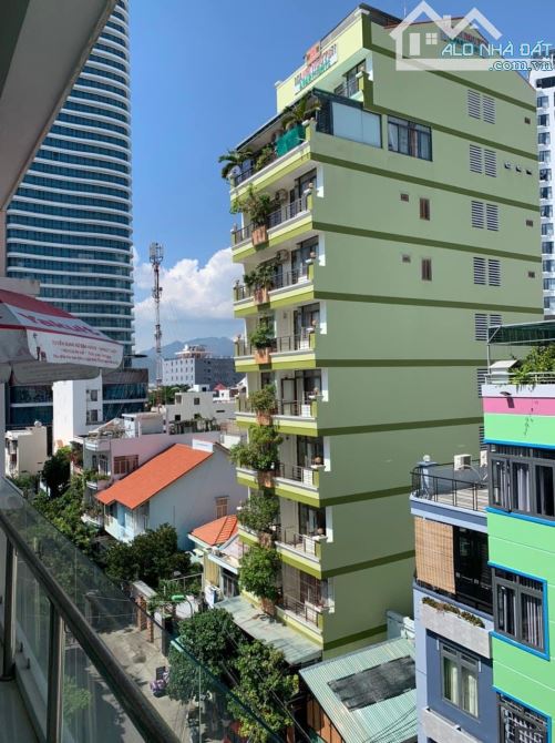 Bán khách sạn & căn hộ hẻm thông 10m Bạch Đằng - P. Tân Lập, Tp. Nha Trang