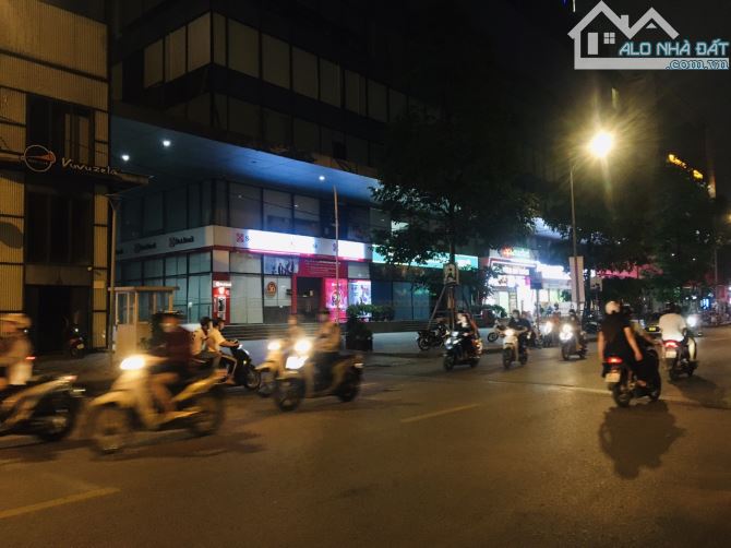 Bán nhà phố Lê Trọng Tấn – Thanh Xuân 60m2 – MT 4.5 Gara ô tô tránh vào nhà 12 tỷ