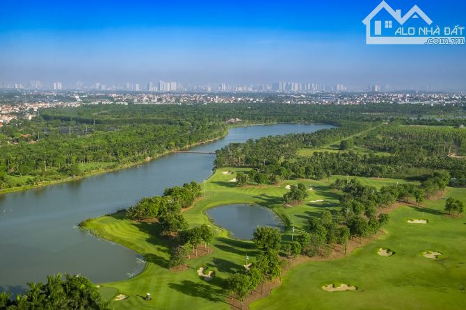 SIÊU PHẨM! 2.9HA ( Đất ở + đất vườn) ĐỐI DIỆN SÂN GOLF SKY LAKE, HỒ VĂN SƠN giá đầu tư!