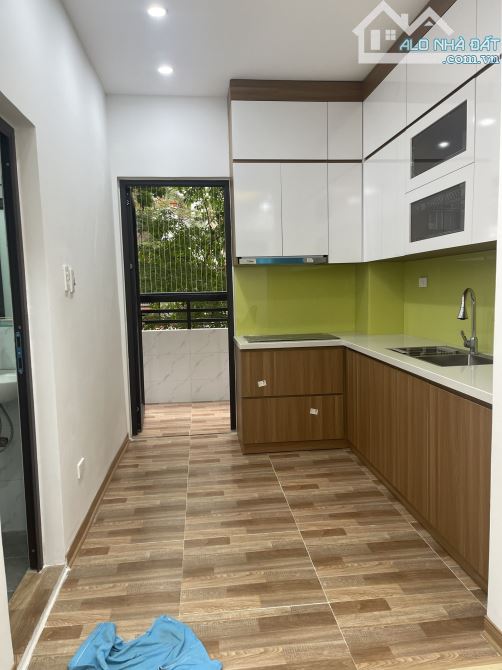 Bán chung cư Linh Đàm Hoàng Mai 63m² 2PN 2WC Giá nhỉnh 2,4 Tỷ