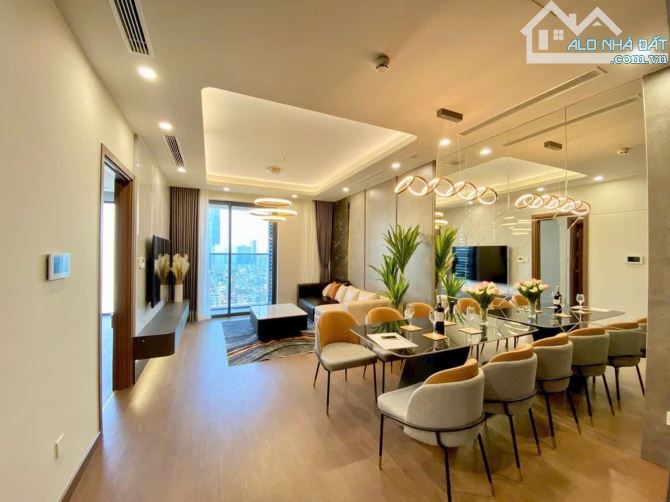 cho thuê căn hộ chung cư Golden West số 2 Lê Văn Thiêm 96m 3 ngủ full đồ 14 triệu/tháng
