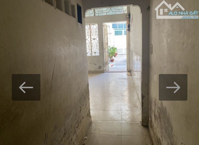 Sát mặt tiền Bùi Thị Xuân Tân Bình 42m² nhỉnh 5 tỉ Nhà cũ tiện xây mới , sổ vuông đẹp , Vị