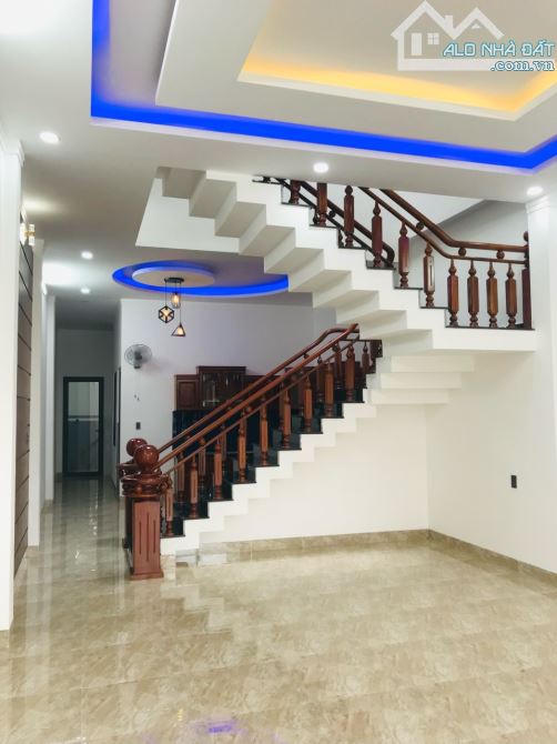 💥Nhà Mê, TC 5*22m,đg Nguyễn Thị Minh Khai,Kinh Doanh Tốt,gần chợ