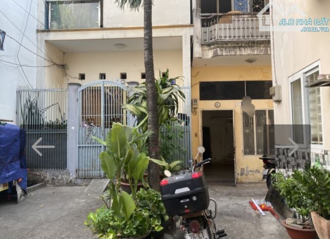 Sát mặt tiền Bùi Thị Xuân Tân Bình 42m² nhỉnh 5 tỉ Nhà cũ tiện xây mới , sổ vuông đẹp , Vị - 1