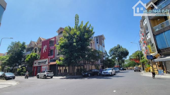 Siêu khan hiếm biệt thự góc 2 MT Phan Xích Long - 8x18m Hầm 3 tầng - giá 57 tỷ. - 15