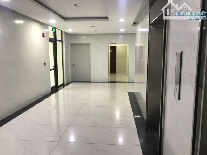 Cho thuê văn phòng tòa nhà Tràng An Complex giá rẻ DT 80m2, 418m2 - 2