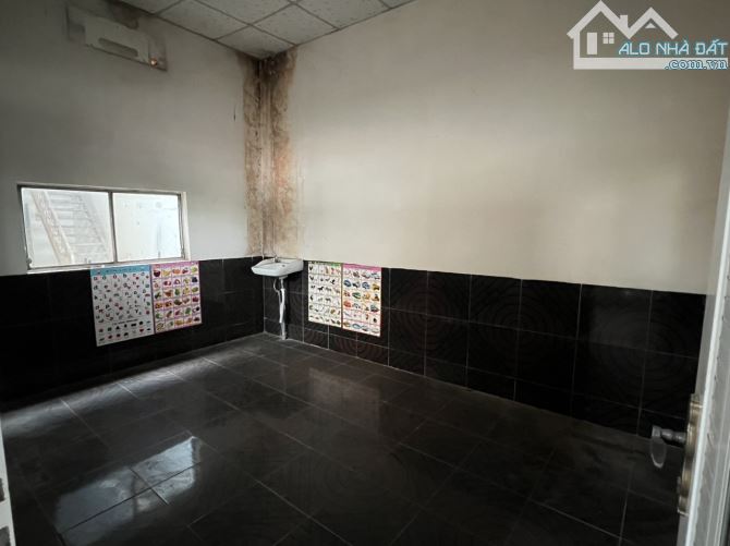 Mặt bằng hoặc kho xưởng 280m² mặt tiền ngang 7m đường Quốc Lộ 91B Nguyễn Văn Linh, lộ cont - 2