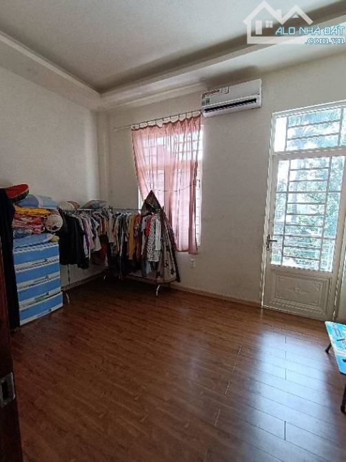 SAU LƯNG VINCOM LÊ VĂN VIỆT-54m2-2TẦNG-HOÀN CÔNG-HXH ĐƯỜNG 2, TNPB, Q9 -4 Tỷ X - 2