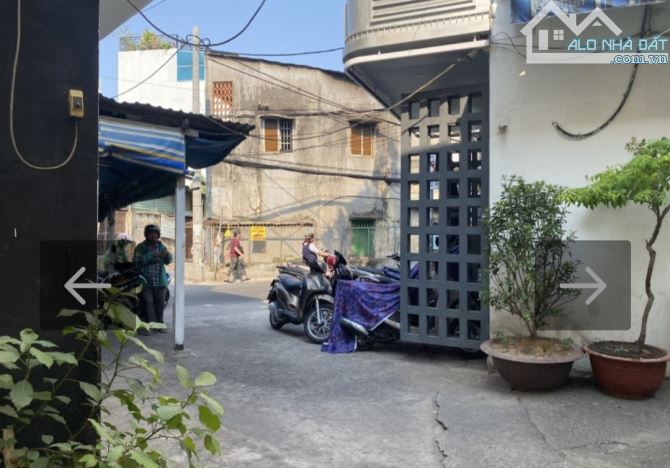 Sát mặt tiền Bùi Thị Xuân Tân Bình 42m² nhỉnh 5 tỉ Nhà cũ tiện xây mới , sổ vuông đẹp , Vị - 2