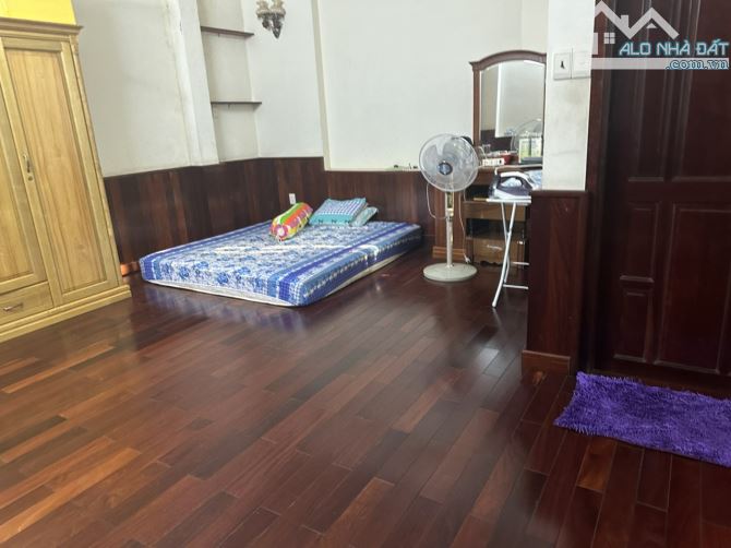 Siêu khan hiếm biệt thự góc 2 MT Phan Xích Long - 8x18m Hầm 3 tầng - giá 57 tỷ. - 8