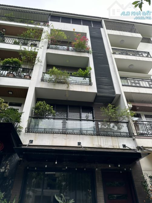 Bán nhà Phố Nguyễn Văn Ngọc 56m2 -5 tầng- Vỉa hè - ô tô tránh-kinh doanh-28 tỷ