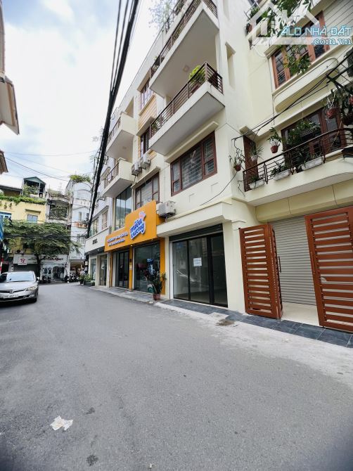 Biệt thự phố Liễu Giai, Ba Đình, đẹp nhất phố, 184m, mặt tiền 18m, giá 67 tỷ