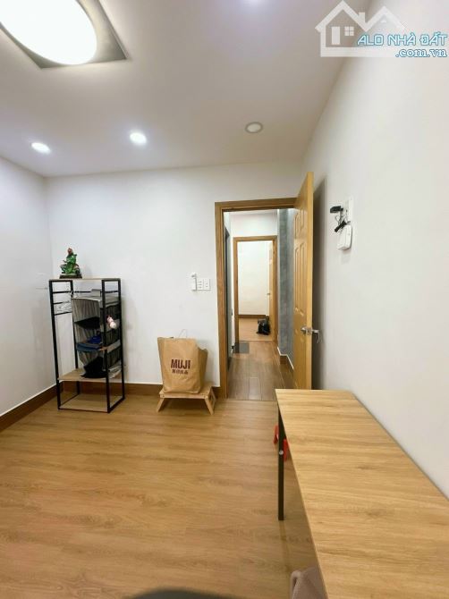 Cần bán nhà Đinh Tiên Hoàng nhà trệt 1 lầu 2 PN giá 4.1 tỷ - 1