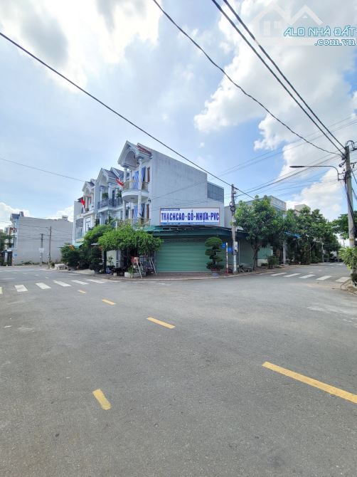 3,25Tỷ TL🔥 Bán đất góc 2MT KDC Lê Phong Tân Bình (Ngang 5m) p.Tân Bình Tp.Dĩ An - 1