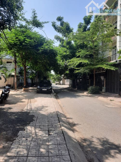 Bán 3500m2 đất 2 mặt tiền đường P15 gò vấp chỉ 45 tỉ - 1