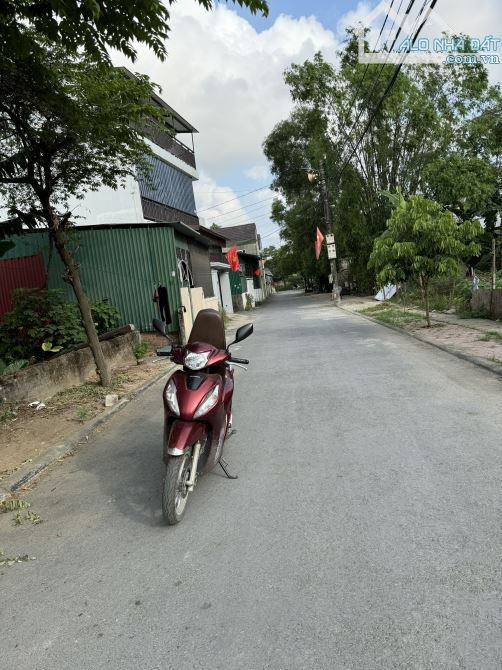 Lô góc to ngõ 65 - đường Hoàng Phan Thái , Nghi Phú siêu đẹp gần đường 24m - 1