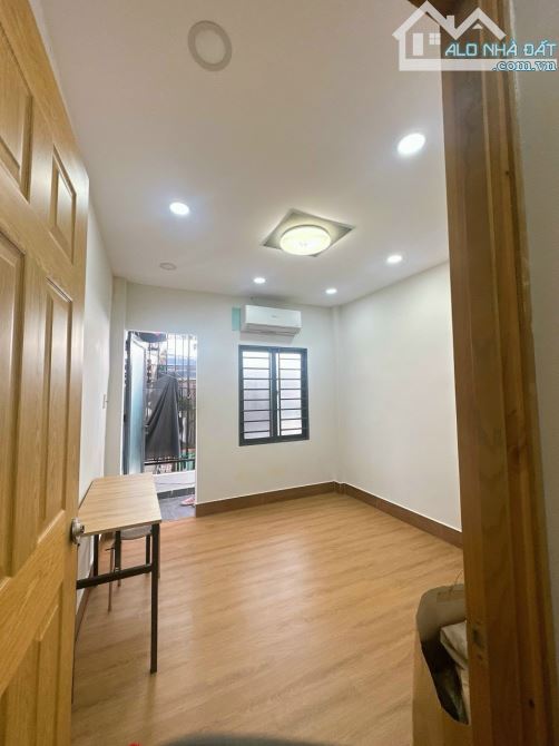 Cần bán nhà Đinh Tiên Hoàng nhà trệt 1 lầu 2 PN giá 4.1 tỷ - 2
