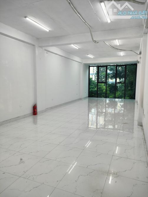 Cho thuê văn phòng tại Mỗ Lao, diện tích 80 m2/tầng, sàn thông, phù hợp làm vp công ty - 2