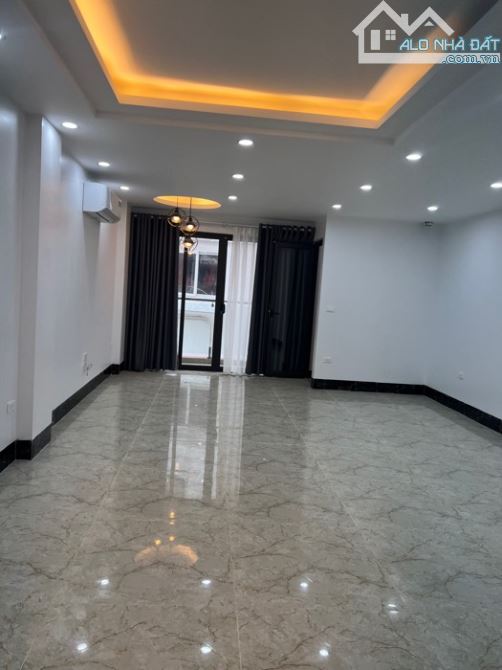 Bán nhà phố Trịnh Công Sơn,diện tích 70m2,giá 20 tỷ - 5