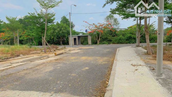 Bán đất chính chủ ngay gần nút giao Cao tốc Biên Hòa - Vũng Tàu.