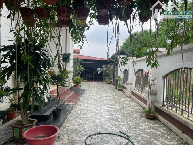 Bán Biệt Thự Mái Thái tại phường Bãi Bông,Tp Phổ Yên,Thái Nguyên giá chỉ hơn 2 tỷ - 1