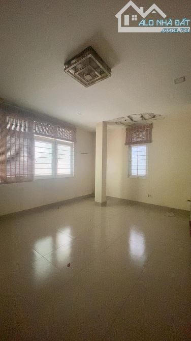 BÁN VILLA 172m2, HẺM XE HƠI, PHƯỜNG 13, TÂN BÌNH, NHỈNH 18 TỶ - 9