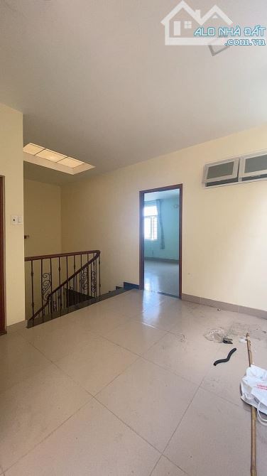 BÁN VILLA 172m2, HẺM XE HƠI, PHƯỜNG 13, TÂN BÌNH, NHỈNH 18 TỶ - 15