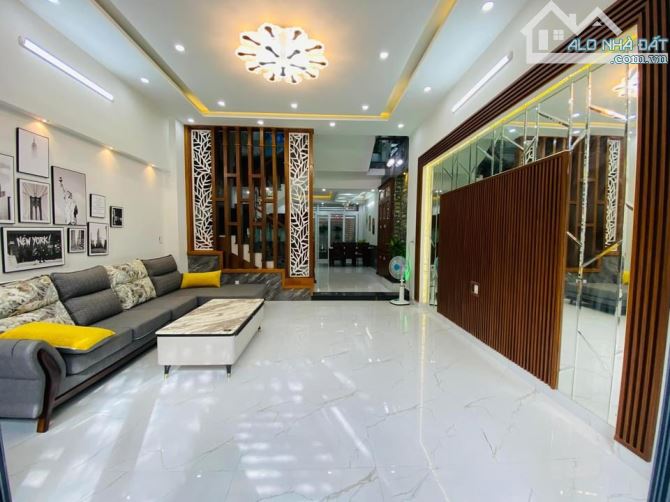 🏡 Nhà xây 3 mê 3 tầng, thiết kế sang trọng, nội thất cao cấp. - 2