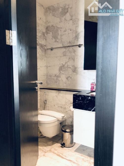 Bán Căn hộ D1 Mension , 3 phòng ngủ  ,94m2 , Full Nội Thất , Có Sổ Hồng Riêng, Giá 10 Tỷ 5 - 4
