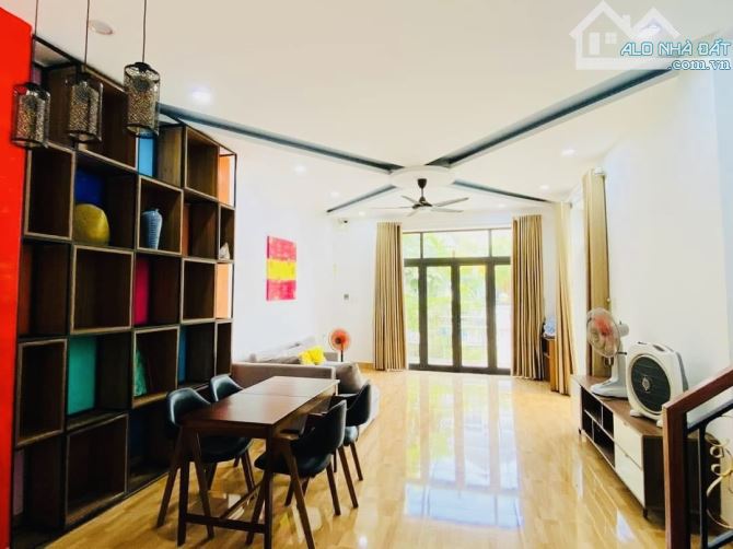 🏘🏘CẦN CHO THUÊ NHÀ 2 TẦNG KĐT ROYAL PARK, PHƯỜNG THỦY VÂN ✅Diện tích: 112m2 ✅Nhà 2 tầng - 6