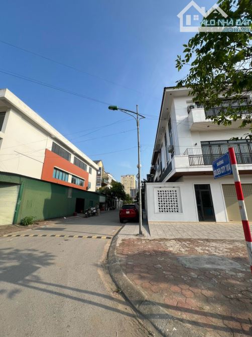 Bán lô đất trống đường Golden City 10A, đường Nguyễn Cảnh Hoan rẽ vào thuộc p Quán Bàu - 2