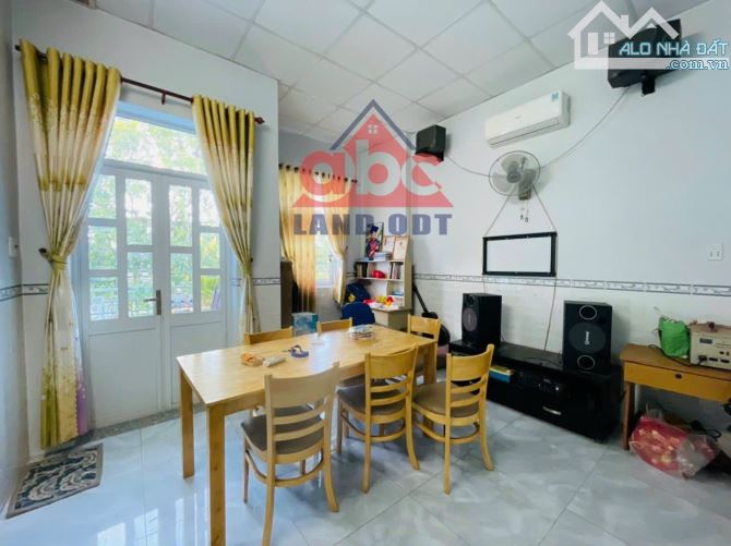 Bán nhà mặt tiền nguyễn thành đồng thống nhất biên hoà 230m2 giá ngộp đầu tư ok ạ - 3