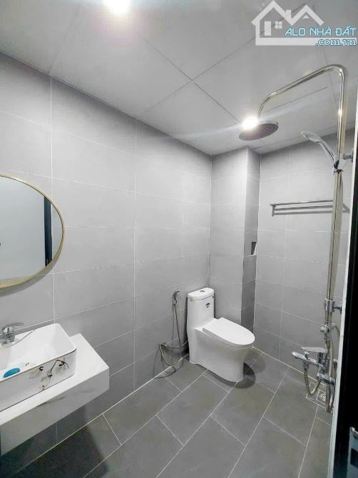 BÁN NHÀ GẦN CHỢ 26 TÂN PHONG, 175m2 SÀN SỬ DỤNG, SỔ RIÊNG THỔ - 6