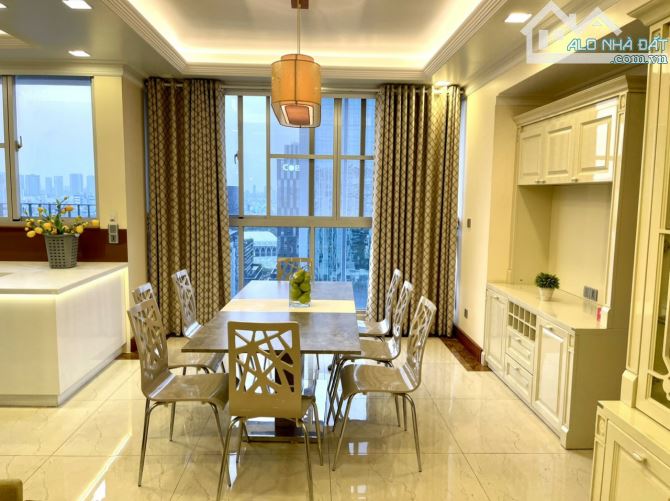 Cho thuê Penthouse Star Hill, Đường số 10, phường Tân Phú Q7