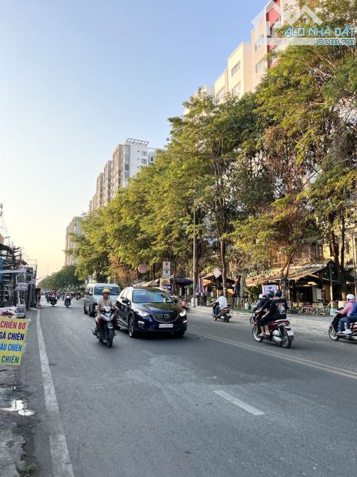 Hẻm Xe Hơi Gần Aeon Tân Phú - 164M2 - Ngang 8M - Giá Hơn 9 Tỷ.