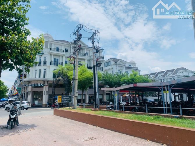 NGAY EMART PHAN VĂN TRỊ - HAI MẶT HẺM TRƯỚC SAU OTO TRÁNH - VỪA Ở VỪA CHO THUÊ THU NHẬP 18