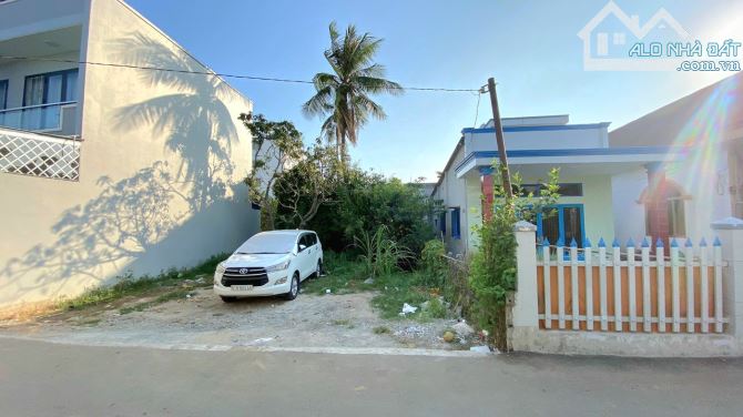 Bán đất 94,6m2 Hẻm 87 Bưng Ông Thoàn, Phú Hữu, Quận 9 - DT: 81m2 Ngang 4m vuông vắn - 1