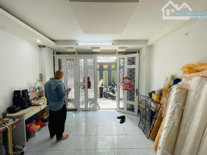💥💥KHU VỰC VIP P3 Q8 - NGANG 4.2M -  HXH THÔNG - KD ĐA NGÀNH NGHỀ - GẦN 40M2 - 4 T.Ỷ HƠN - 1