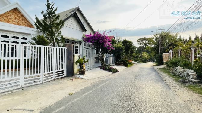 Biệt Thự 2 Mặt Tiền 6 Tầng, 16 căn hộ - View Đẹp. 284m2 chính chủ đường Trịnh Hoài Đức, Tp - 1