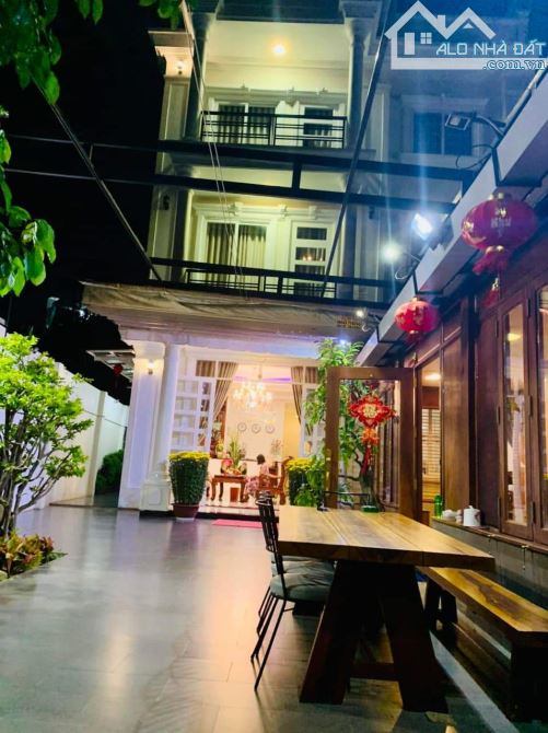 BIỆT THỰ SÂN VƯỜN GẦN BIỂN MẶT TIỀN PHAN CHU TRINH- P. VŨNG TÀU- 500m2=9x50m=3 TẦNG- 42 TỶ - 1
