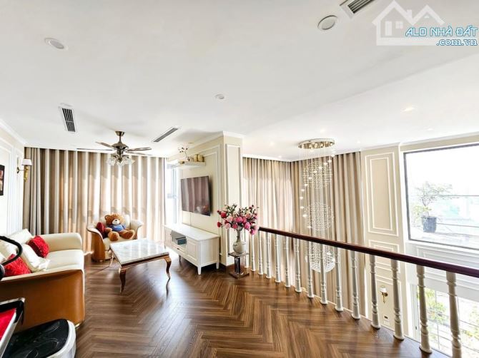 Penthouse, chung cư số 5 Tú Mỡ (Viện chiến lược khoa học công an) 438m, 4N 5WC - 10